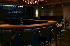 Queen・クイーン - 岡山市（岡山駅前）のガールズバー 店舗写真