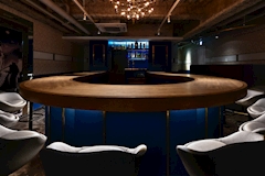 Queen・クイーン - 岡山市（岡山駅前）のガールズバー 店舗写真