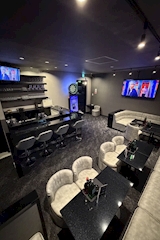 イザックけい - 春日井のスナック 店舗写真