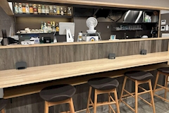 Fleurir・フルリール - 飯能のパブ/スナック 店舗写真