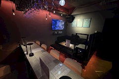 隠れ家・カクレガ - 武蔵小山のガールズバー 店舗写真