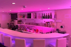 girl's bar R・ガールズバーアール - 鹿児島県・天文館のガールズバー 店舗写真
