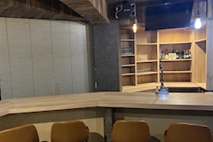 GirlsBar Ninety Nine・ナインティナイン - 高円寺のガールズバー 店舗写真