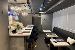 Cafe & Bar Lumière de l'aube るみえる・ルミエール ドゥ ローブ ルミエル - 東心斎橋のコンカフェ 店舗写真