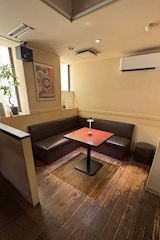 BAR M.O.C.・エムオーシー - 広島市(流川)のガールズバー 店舗写真