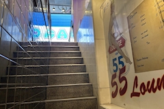 Bar 55 - 歌舞伎町の朝・昼ガールズバー 店舗写真