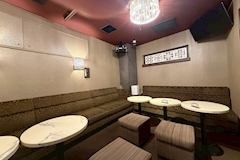 CLUB PING・ピン - 湯島・上野のパブ/スナック 店舗写真