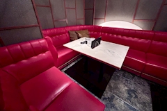 Lounge&Club KING・キング - 泉中央のキャバクラ 店舗写真