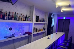 girl's Bar R・アール - 南行徳のガールズバー 店舗写真