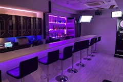girl's Bar R・アール - 南行徳のガールズバー 店舗写真
