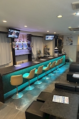 LA PLUS・ラプラス - 溝の口のガールズバー 店舗写真
