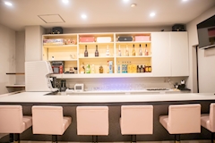 推しの部屋・オシノヘヤ - 茨木のガールズバー 店舗写真