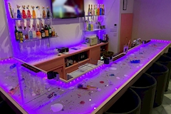 mimosa・ミモザ - 松山市のガールズバー 店舗写真