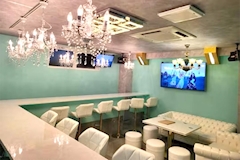 Lounge Tiffany・ティファニー - 草加のガールズバー 店舗写真