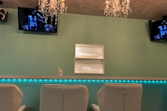 Lounge Tiffany・ティファニー - 草加のガールズバー 店舗写真