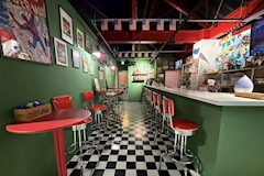 Snack Bar BRATZ・ブラッツ - 平塚のパブ/スナック 店舗写真