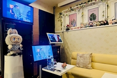 おれん家・オレンチ - 湯島のパブ/スナック 店舗写真