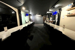 GirlsBar aGto 戸塚西口店・アジト トツカニシグチテン - 戸塚駅西口のガールズバー 店舗写真