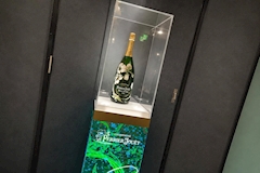 Elegance Queen・エレガンス クイーン - 東心斎橋のオカマ/ニューハーフ 店舗写真