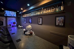 SNACK BAR CHUNKY・チャンキー - 池袋西口のパブ/スナック 店舗写真