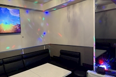 SONG BAR Prema・プレマ - 湯島・上野のパブ/スナック 店舗写真