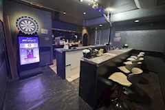 Girl's Bar A'laise 鶴見東口店・アレーズ - 鶴見駅東口のガールズバー 店舗写真