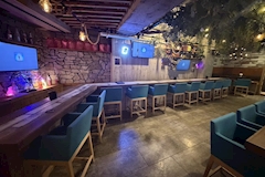 Girls Bar molly・モーリー - 川崎のガールズバー 店舗写真