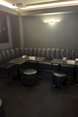 Lounge BAR なな - 銀座のパブ/スナック 店舗写真