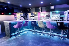 LAPUTA・ラピュタ - 川崎のガールズバー 店舗写真