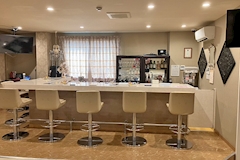 カラオケ&ガールズバー　NEW ME・ニューミー - 牛久のガールズバー 店舗写真