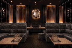 club Ganeśa・ガネーシャ - 宗右衛門町の昼キャバ 店舗写真