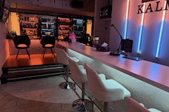 Girl's Bar & Cafe KALMIA・カルミア - 関内・馬車道のガールズバー 店舗写真