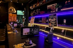 3年2組 心斎橋学園 - 心斎橋筋のガールズバー 店舗写真