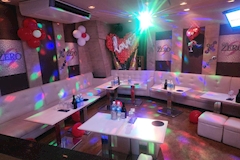 club ZERO・ゼロ - 赤羽のインターナショナルパブ 店舗写真