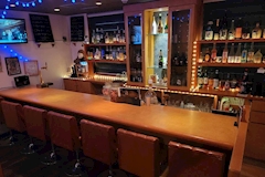 BAR KAWAUSO・バー カワウソ - 金沢片町のスナック 店舗写真