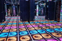 NAGOYA de SHOW！・ナゴヤデショー - 名古屋 錦のショーパブ/ライブバー/バー/ニューハーフ 店舗写真
