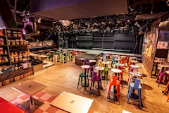 NAGOYA de SHOW！・ナゴヤデショー - 名古屋 錦のショーパブ/ライブバー/バー/ニューハーフ 店舗写真