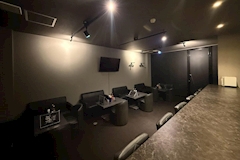 BAR フーシャ村・バーフーシャムラ - 春日部のガールズバー 店舗写真