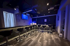 GIRLS BAR COCO KOOL 鶴川・ココクール - 鶴川のガールズバー 店舗写真