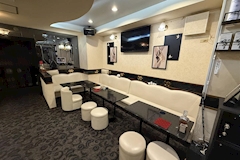 PUB SHANGRI-LA・シャングリラ - 西葛西のパブ/スナック 店舗写真