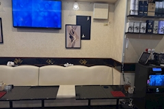 PUB SHANGRI-LA・シャングリラ - 西葛西のパブ/スナック 店舗写真