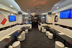 PUB SHANGRI-LA・シャングリラ - 西葛西のパブ/スナック 店舗写真