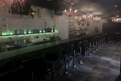 Girls bar Luna Rose・ルナローズ - 歌舞伎町のガールズバー 店舗写真