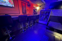 BAR EIGHT・エイト - 南行徳のパブ/スナック 店舗写真