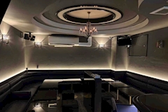 Lounge Bar RAMPAGE・ランペイジ - 湯島のパブ/スナック 店舗写真