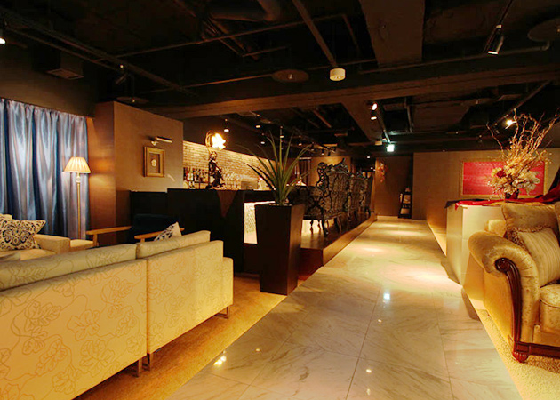 「CLUB ATELIER」スタッフ求人