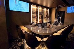 Lady's bar Karen・カレン - 西中洲のガールズバー 店舗写真