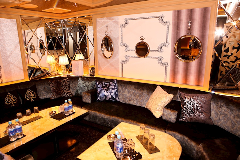 キャバ　歌舞伎町フォーティーファイブ　トランプ FOURTY FIVE TOKYOリニューアルオープン | FOURTY FIVE(フォー