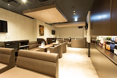 CLUB ALES・アレス - すすきのパブ 店舗写真