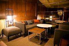 Lu's Luxe Lounge・ルーズリュクスラウンジ - 神田のキャバクラ 店舗写真